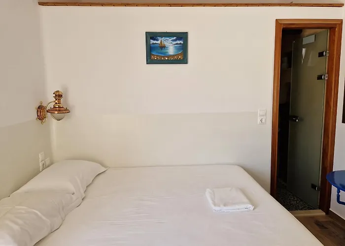 Sea View Apartment *