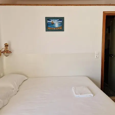 Sea View Apartment *